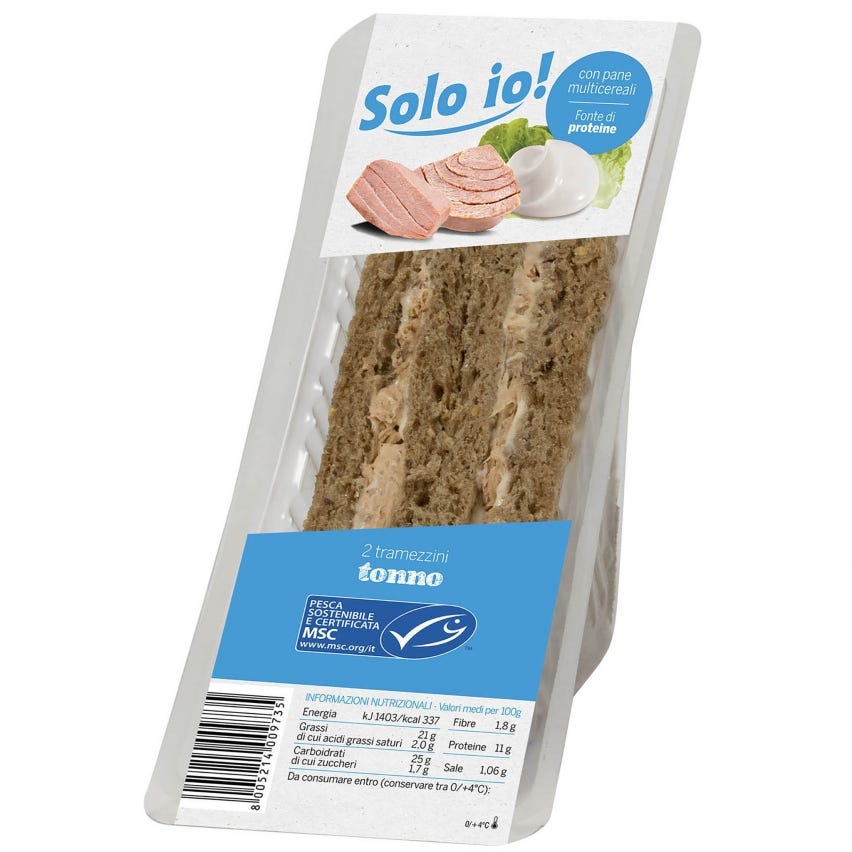Tramezzino con tonno e salsa di riso
